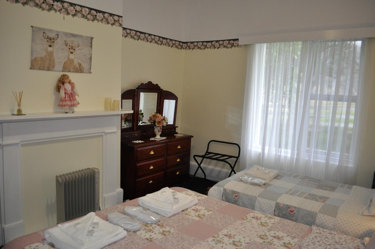 Roslyn House Bed & Breakfast Bushy Park Εξωτερικό φωτογραφία